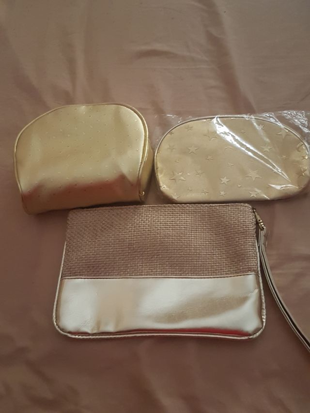 neceser para bolso o bolsa de playa o piscina.