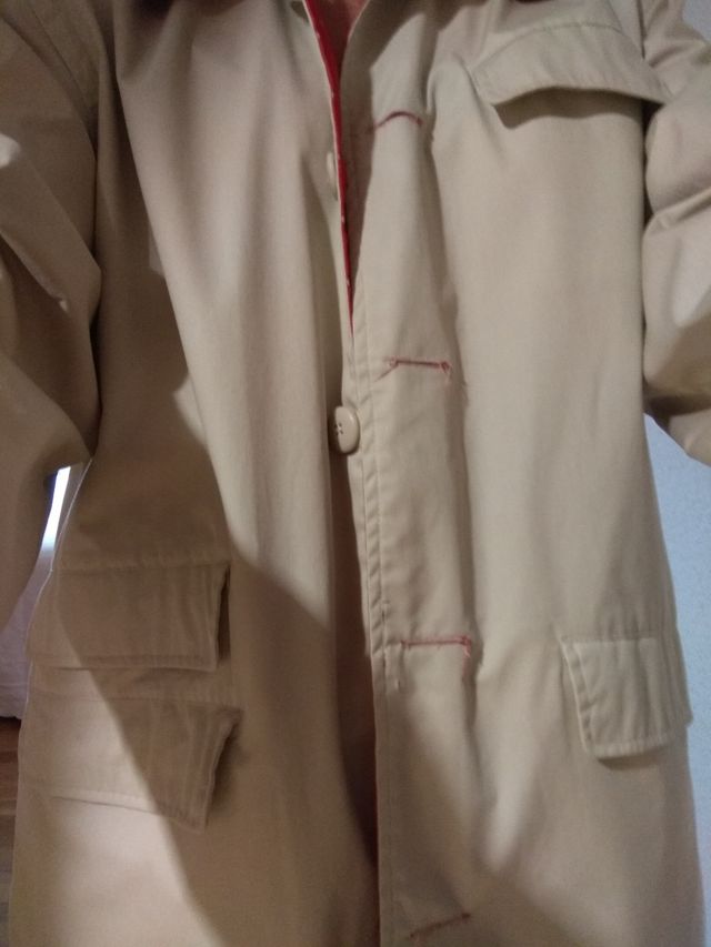 Vendo gabardina mujer talla L reversible