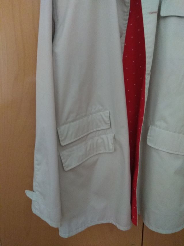 Vendo gabardina mujer talla L reversible