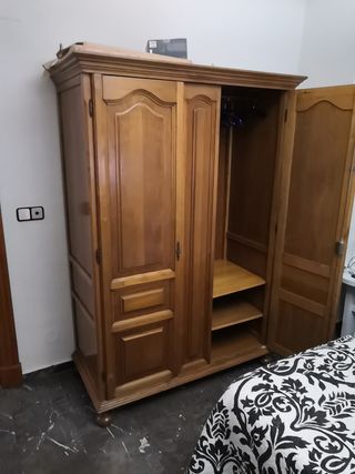 Armario ropero de segunda mano en WALLAPOP