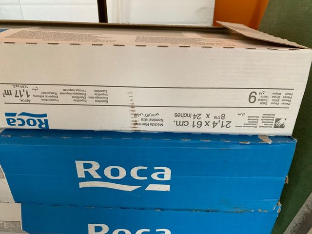 Se venden azulejos roca para baño de segunda mano por 18 € en Trobajo