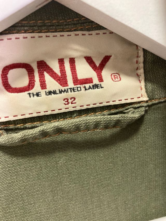 Cazadora vestido con cinturón Only