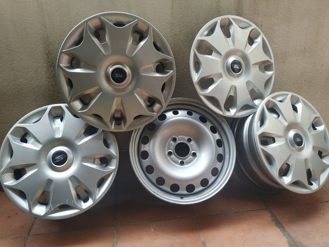 4 LLANTAS FORD ORIGINALES.