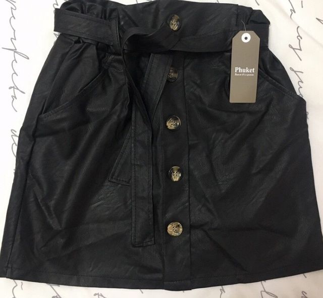 Falda efecto piel talla S