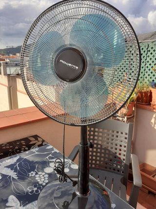 Ventilador de segunda mano en Viladecans en WALLAPOP Ventilador Torre de segunda mano en Viladecans en WALLAPOP