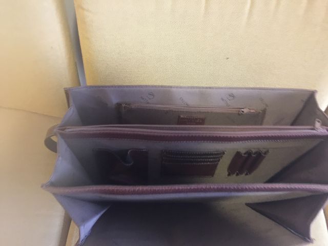 Maletín de piel. Totalmente nuevo