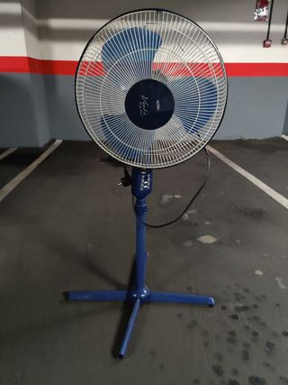 Ventilador de pie Solac Vento Digital de segunda mano por 10 Ventilador de pie Solac Vento Digital de segunda mano por 10