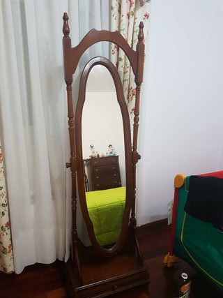ESPEJO DE PIE de segunda mano por 30 € en Bilbao en WALLAPOP