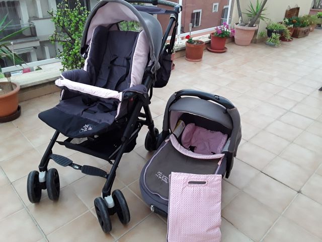 Carrito JANE con todos sus accesorios.