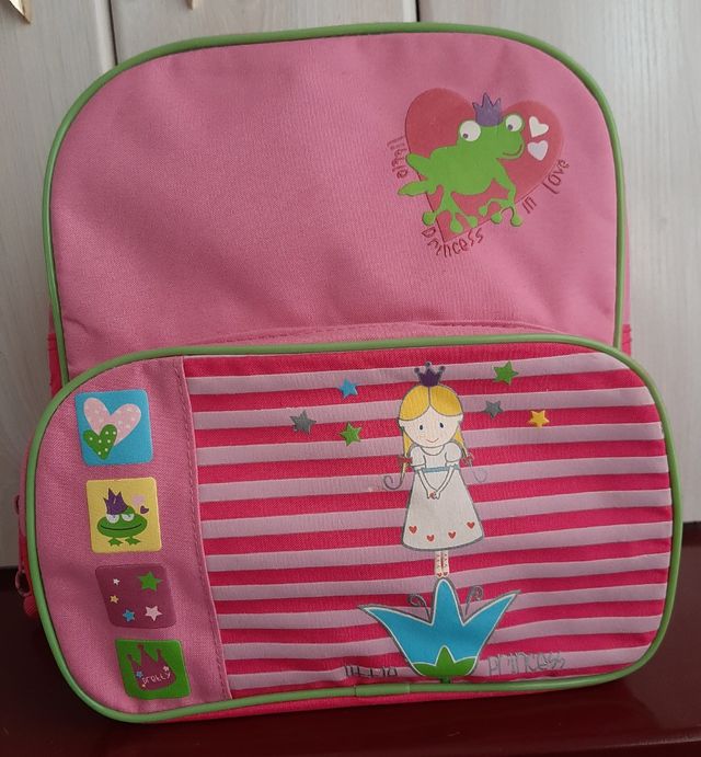 Mochila princesas, Marca Gabol