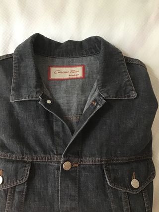 Cazadora Emidio tucci. de segunda mano por 20 EUR en Utebo en WALLAPOP