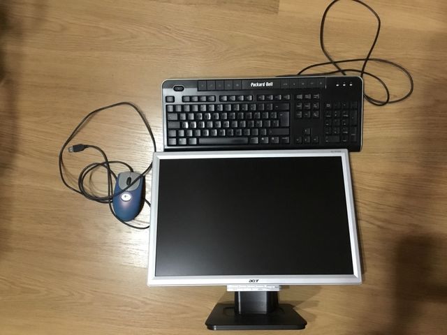 Monitor Teclado y ratón