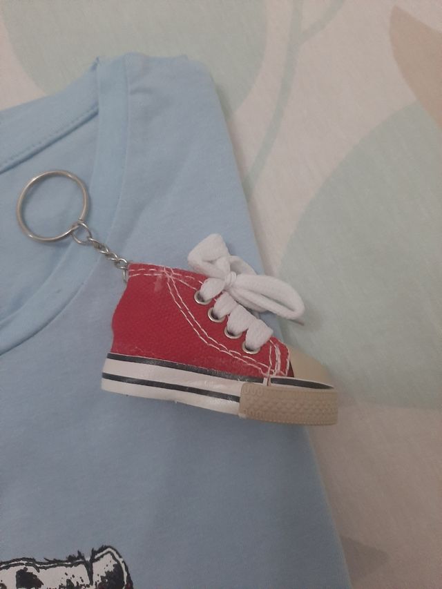 Camiseta Chica Ron Barceló. Regalo llavero.