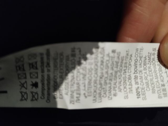 Bolso piel ante negro. Marca Milano