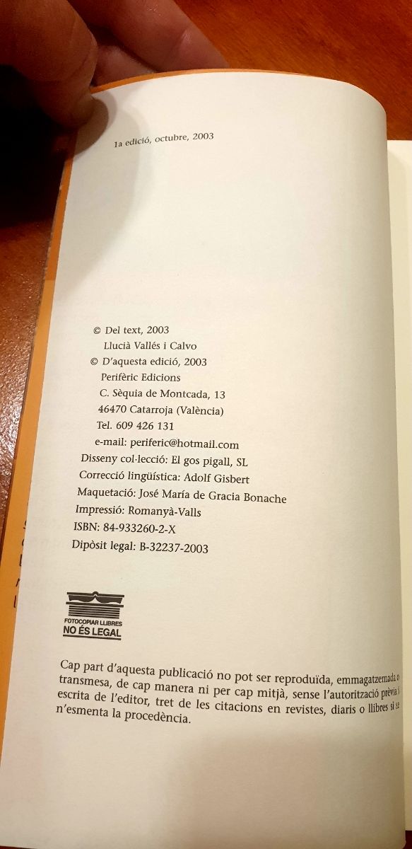 ROSER Y EL MAR de LLUCIÀ VALLÉS