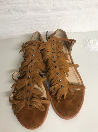 SANDALIAS PLANAS ROMANAS ZARA T. 38
