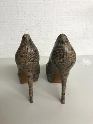 ZAPATOS salón ZARA T. 38 nuevos