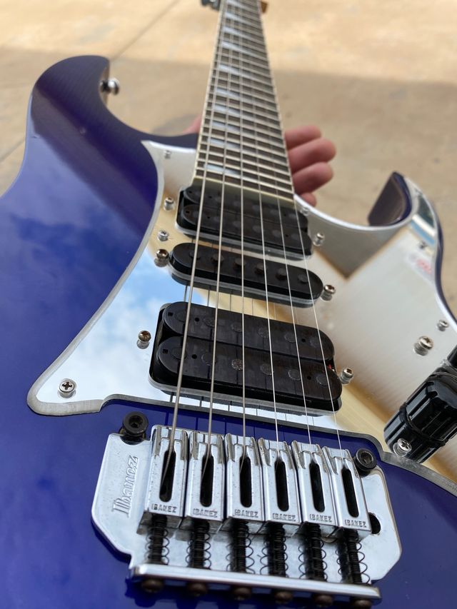 Guitarra eléctrica ibanez
