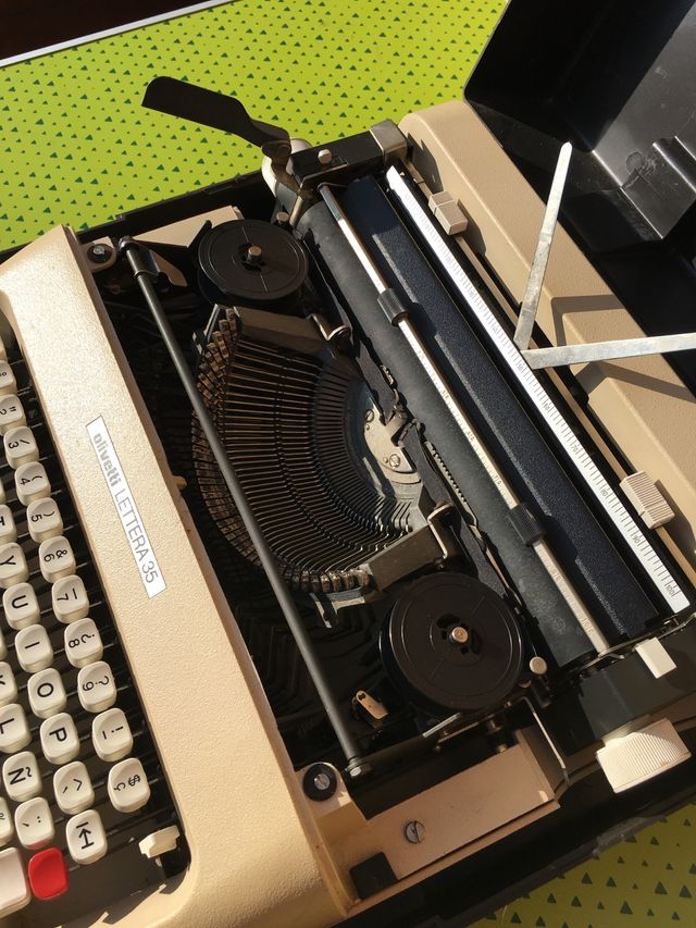 Olivetti Lettera