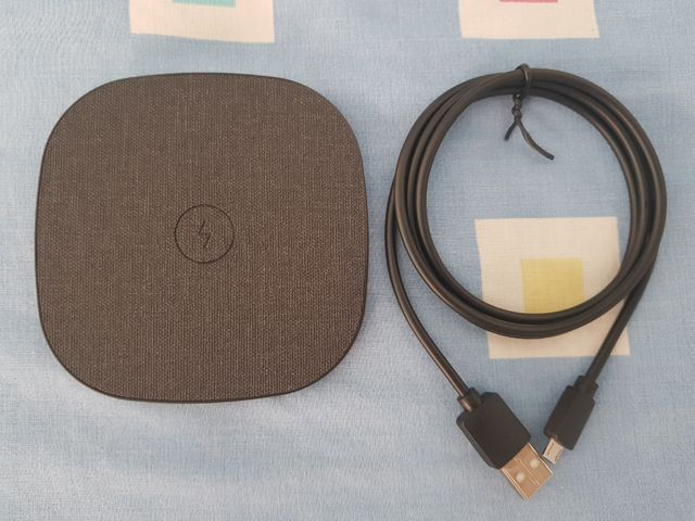 Caricabatterie wireless AGPTEK con tecnologia Qi