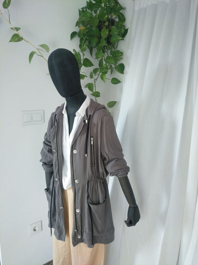 Parka MANGO fluida T.XS/S