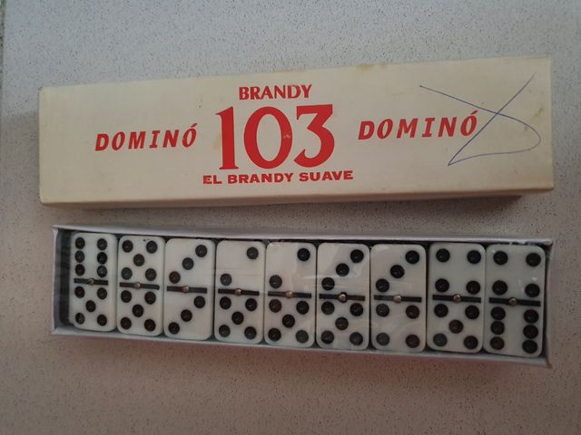 Juego d Domino, Brandy 103