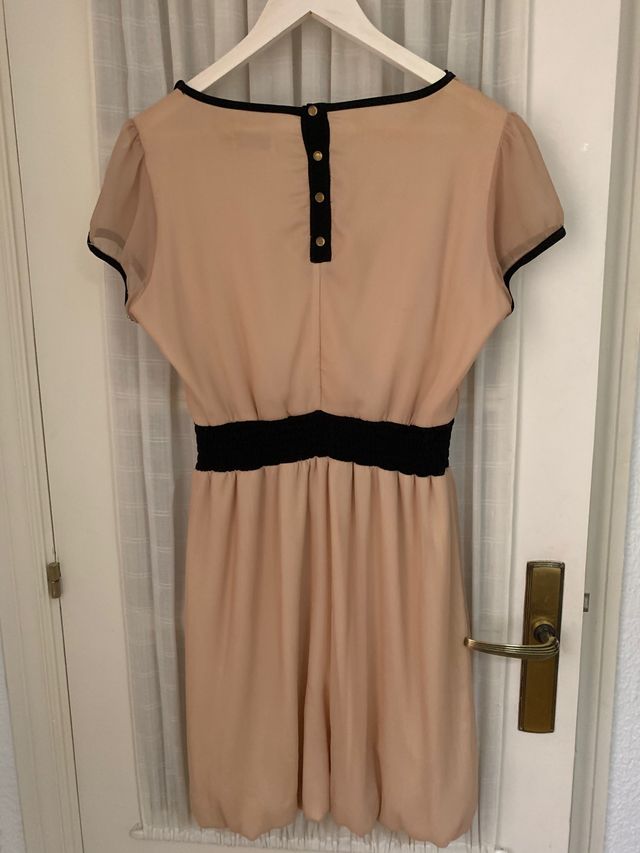 Vestido rosa de Fórmula Joven