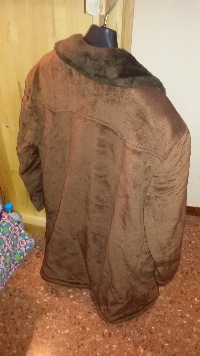 CHAQUETÓN PIEL BORREGO