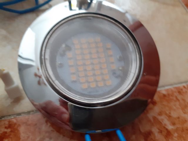 DOS FOCOS LED + SISTEMA