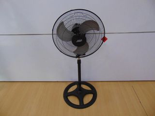 Ventilador oscilante de segunda mano en la provincia de MIL ANUNCIOS.COM Ventilador pie Segunda mano y anuncios
