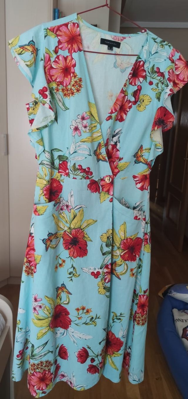 Vestido estampado Cortefiel. talla S