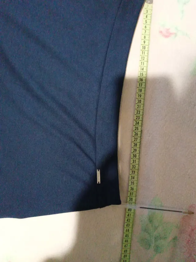 Falda piel.Martinebron y falda Viriato.