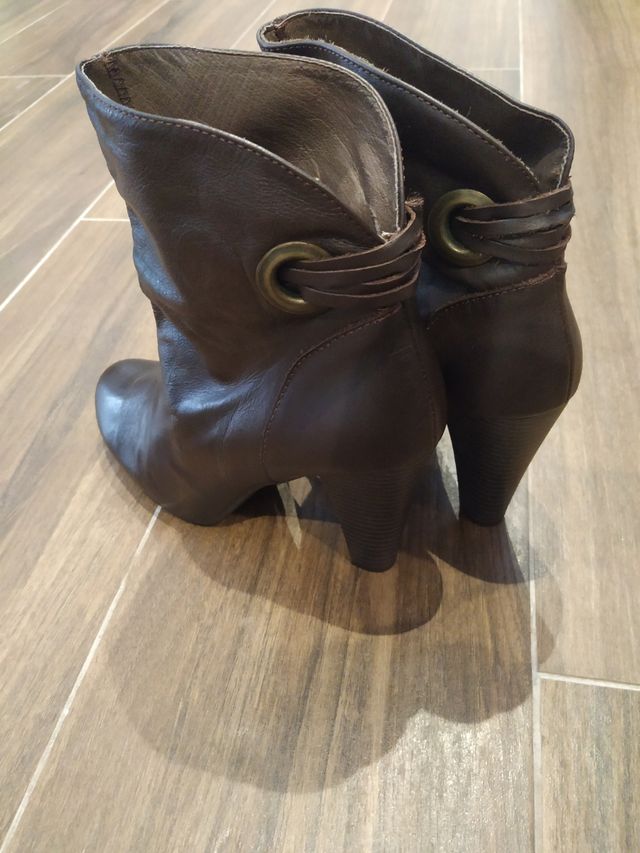 Botines piel marrón. Patricia, Miller. Talla 39