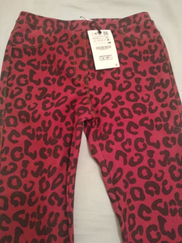 Pantalon/Malla de Zara.
