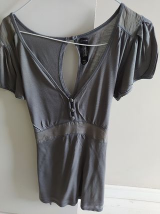 Tres camisetas Premamá de Zara y Lefties talla M\\/L de segunda mano por 12  EUR en Madrid en WALLAPOP