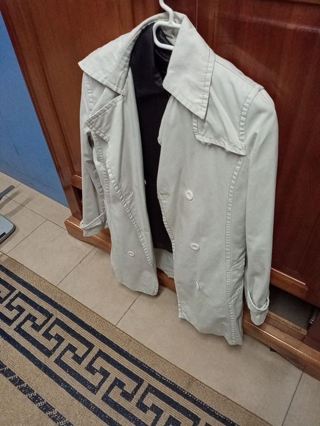 gabardina blanca talla 36/38