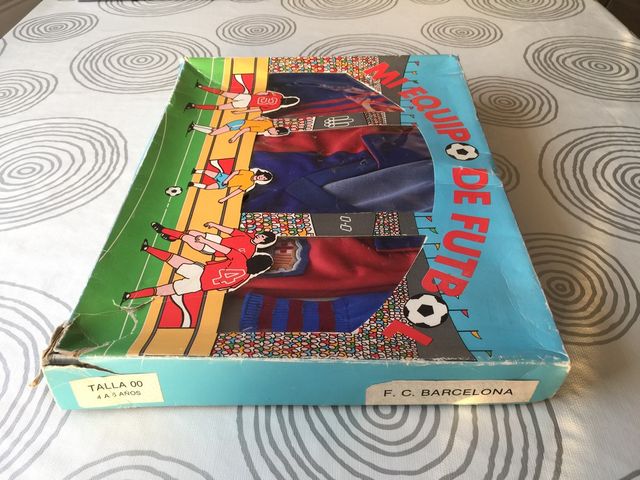 F.C. BARCELONA Equipaje años 80 Niño