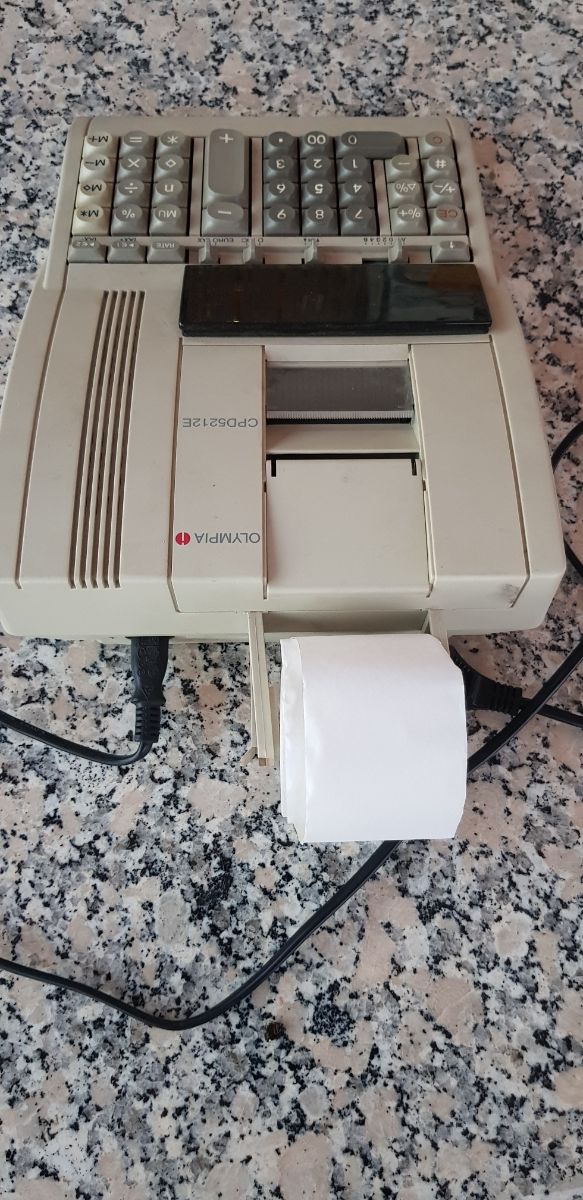 calculadora Olympia CPD5212E.