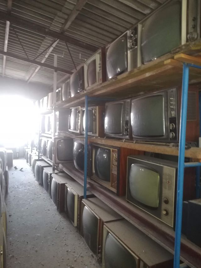 TELEVISORES ANTIGUOS