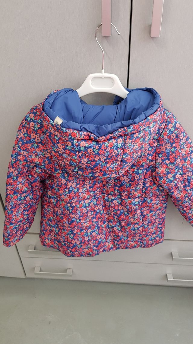 Abrigo acolchado reversible  talla 10