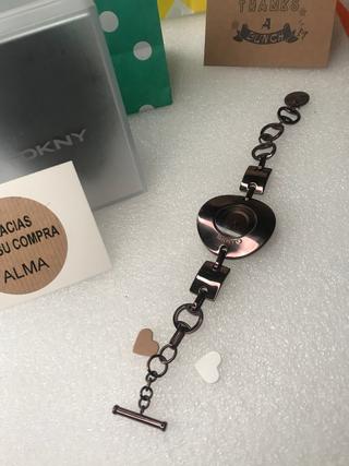 RELOJ  PULSERA DKNY