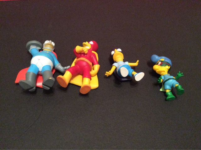 Lote de bonecos figuras Simpson