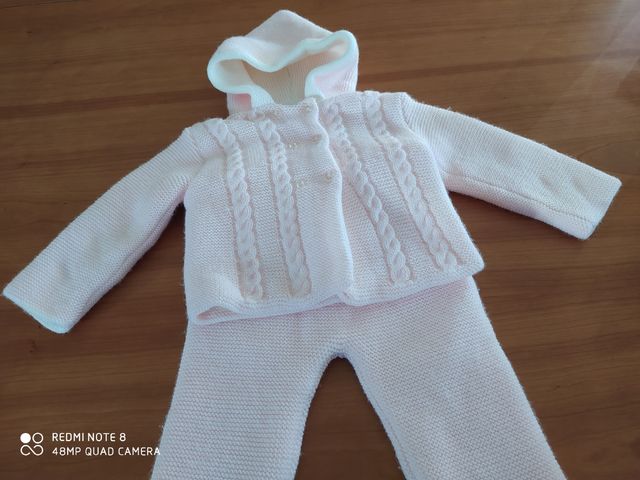 Conjunto bebe rosa T. 6M
