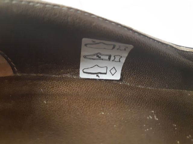 Zapatos marrones. N36