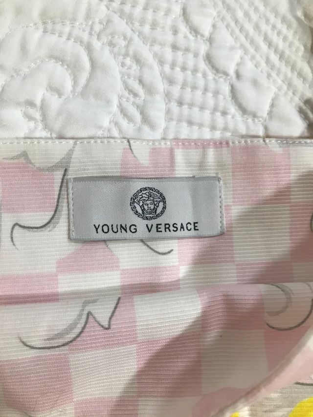 vestido versace infantil.