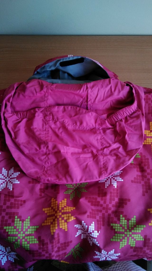 Anorak nuevo. Abrigo nieve. Nieve.Chaquetón. Parka