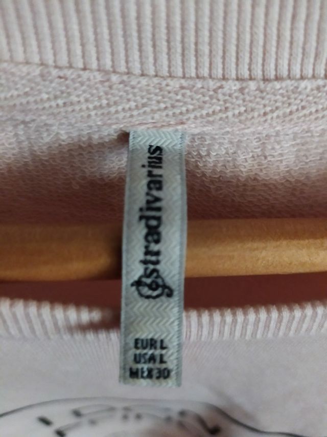 Sudadera rosa Stradivarius