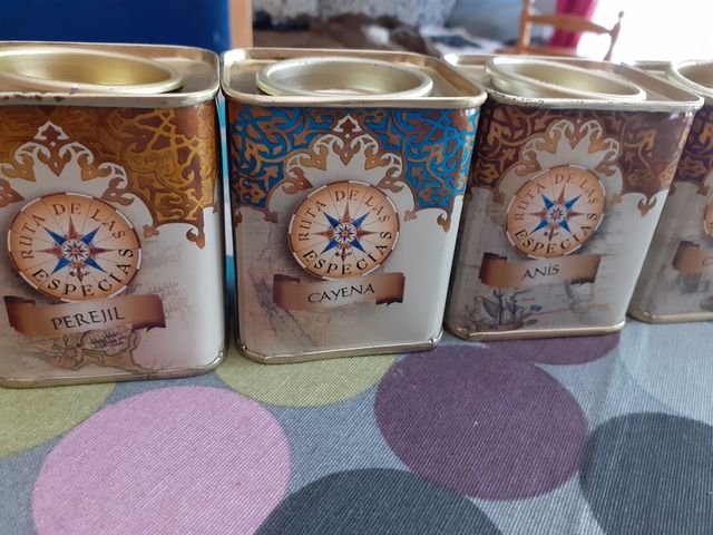 Colección Latas "Ruta de las Especies"