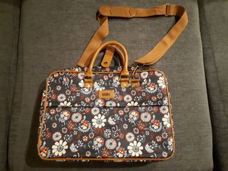 Maletín MisaKo portátil de segunda mano por 20 EUR en Mataró en WALLAPOP