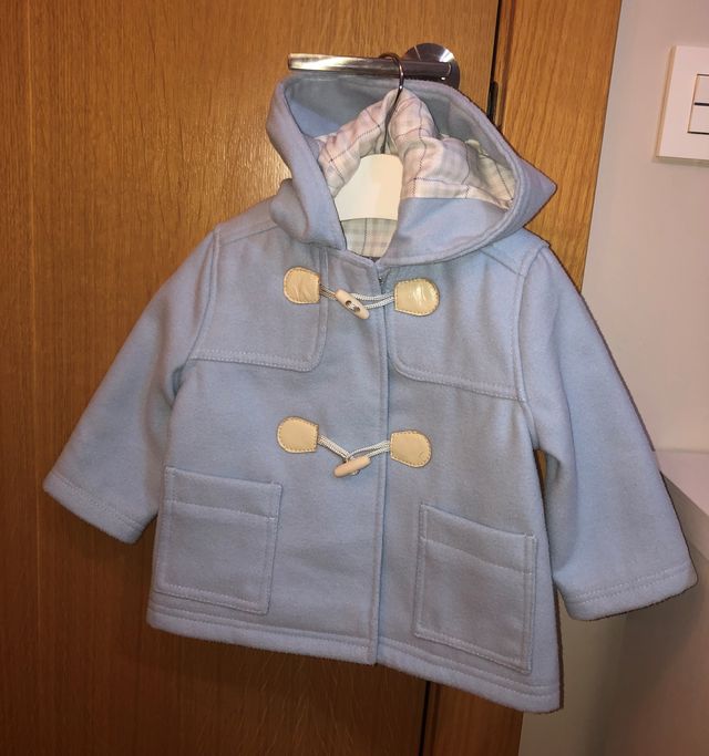 Trenca Azul Claro Yoedu. Talla 12 meses